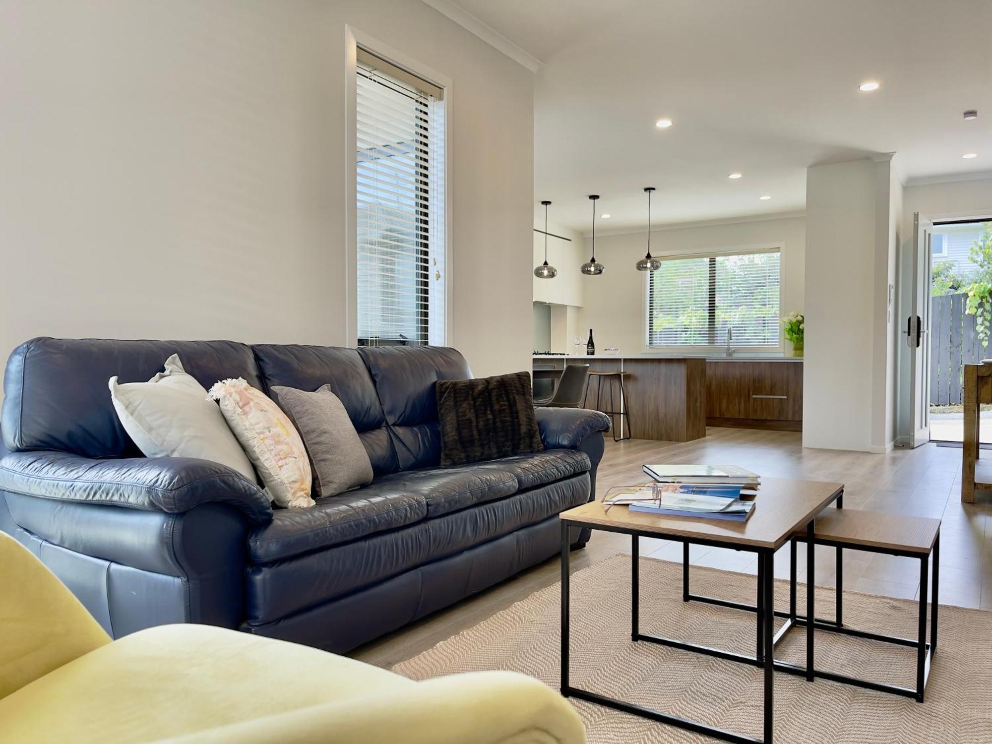 Sky Stars Brand-New Comfortable 3 & 4-Bedroom Houses Оукланд Екстериор снимка