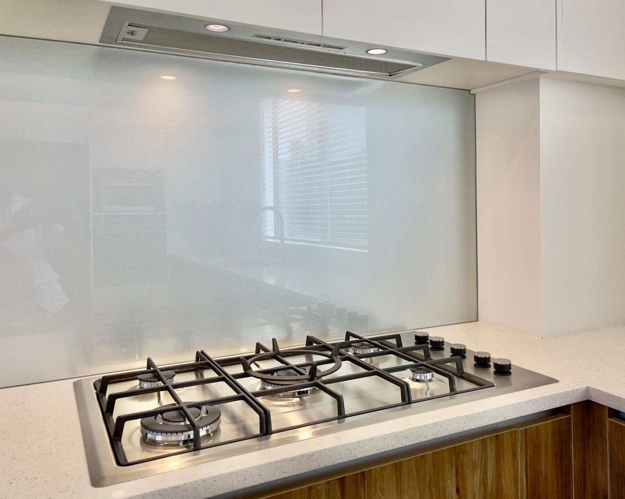 Sky Stars Brand-New Comfortable 3 & 4-Bedroom Houses Оукланд Екстериор снимка